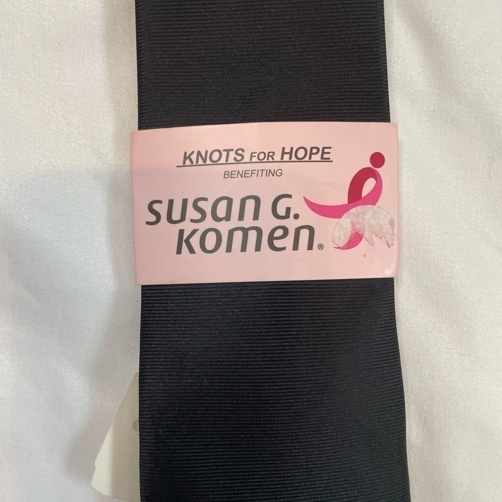NWT Susan G. Komen pink breast cancer tie